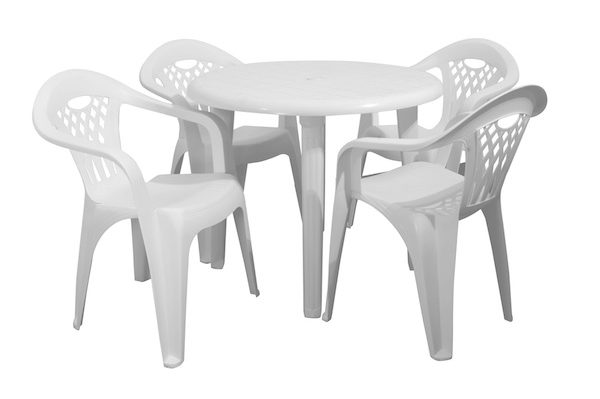 plastic garden chairs