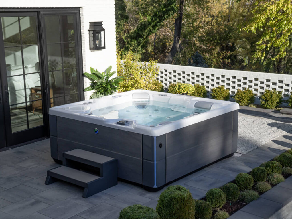 hot tub