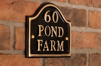 Brass Bridge House Sign - 19 x 17cm